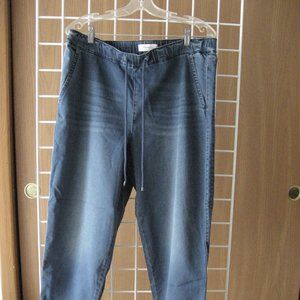 "Skinny Girl" brand denim knit jogger - size large short